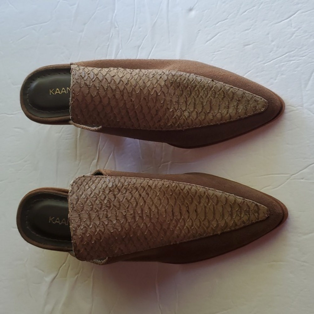 Kaanas Taupe Loafer Bootie Snakeskin Look Size 6 NWT